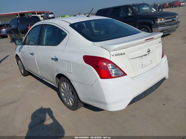 Nissan 2017 2017 3N1CN7AP3HL877375 Image 3