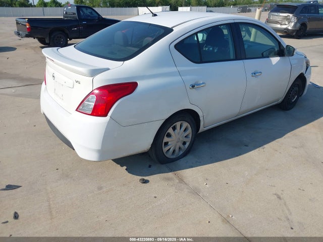 Nissan 2017 2017 3N1CN7AP3HL877375 Image 4