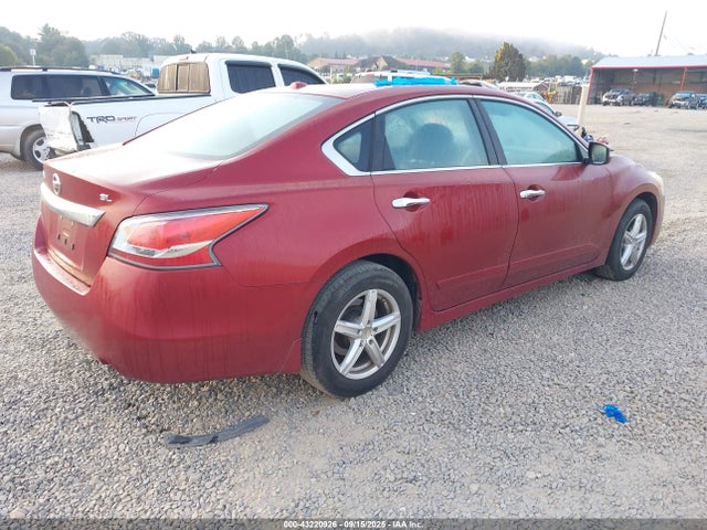 1N4AL3AP3FN921168 Nissan 2015