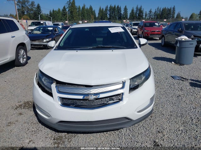 1G1RA6E42EU157962 Chevrolet luu - ffv, e-flex, fam