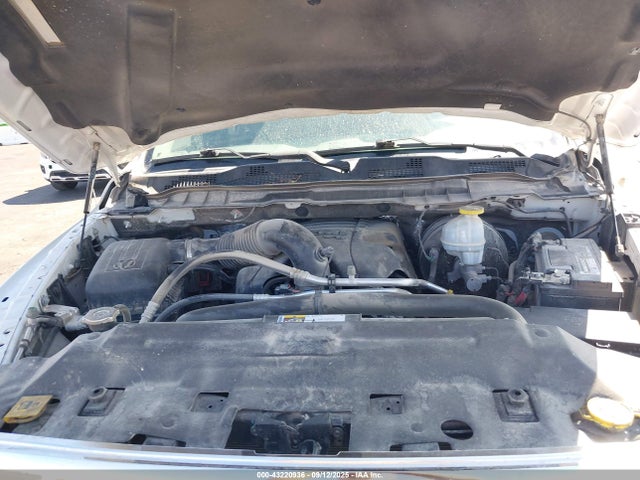 3C6JR6DT4KG560871 RAM 2019