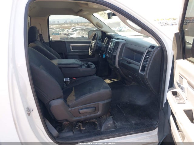 3C6JR6DT4KG560871 RAM 2019
