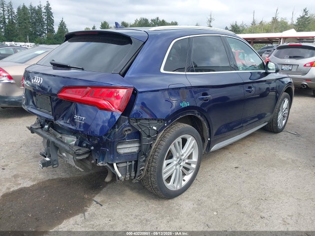 WA1BNAFY5J2167872 Audi Q5