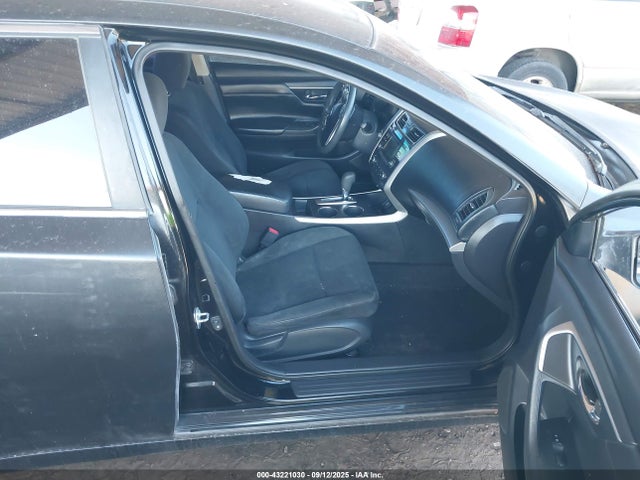 Nissan Altima 2015 1N4AL3AP8FN882559 Image 5
