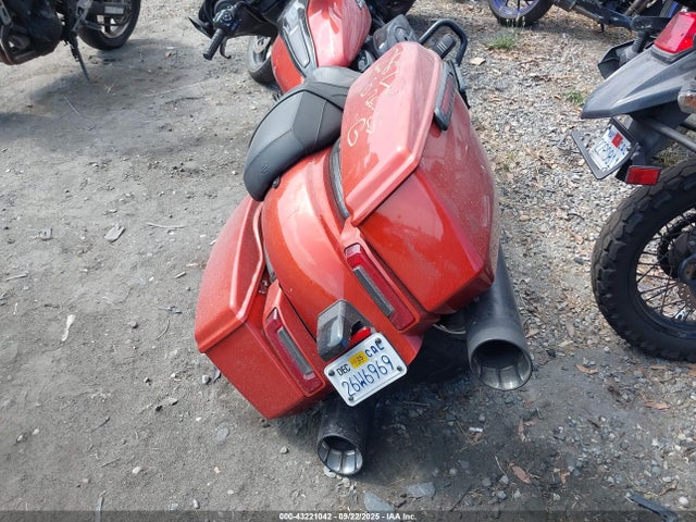 Harley-Davidson Milwaukee-eight 2024 1HD1KB728RB630446 Image 6