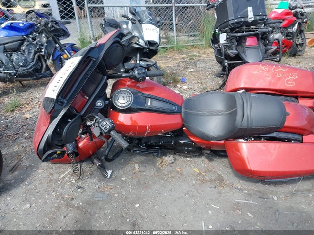 Harley-Davidson Milwaukee-eight 2024 1HD1KB728RB630446 Image 9