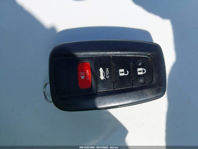 4T1B61HK2KU723777 Toyota a25a-fks