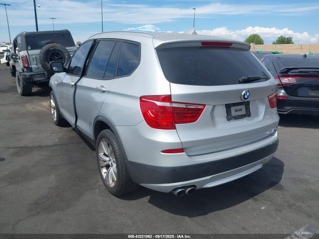 BMW X3 2014 5UXWX7C56E0E77210 Image 3