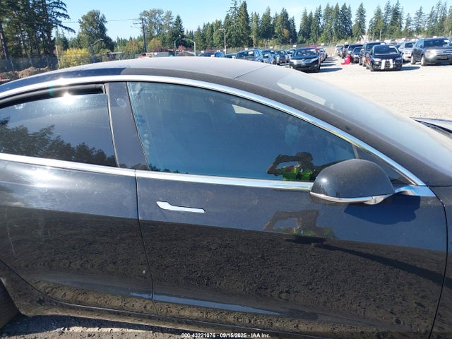5YJ3E1EA1JF172594 Tesla MODEL 3