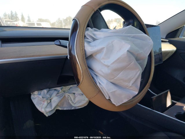 5YJ3E1EA1JF172594 Tesla MODEL 3