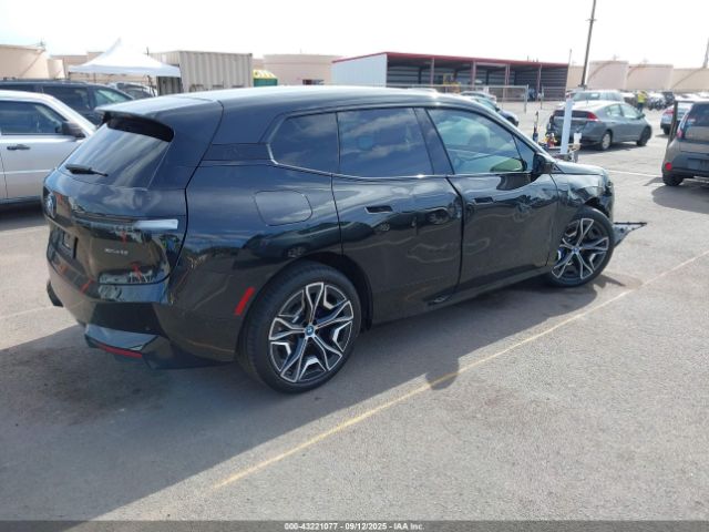 2024 BMW IX WB523CF07RCN39005 Photo 3