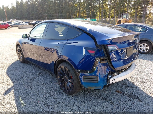 5YJYGDEF2MF268459 Tesla 2021