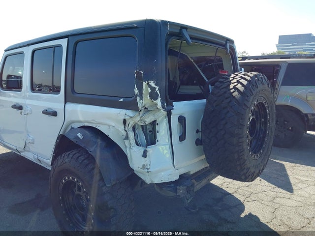 1C4HJXDG4LW338700 Jeep Wrangler