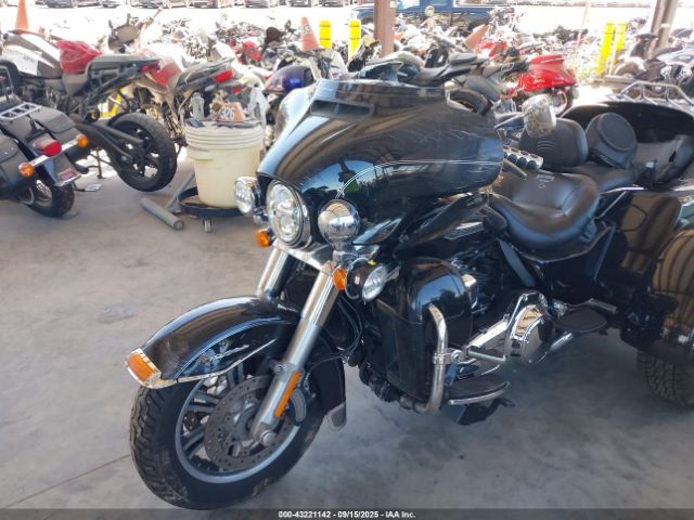 2014 HARLEY-DAVIDSON FLHTCUTG 1HD1MAL12EB857627 Photo 1