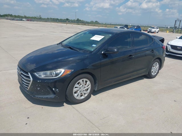 Hyundai 2017 2017 5NPD74LF7HH203308 Image 2