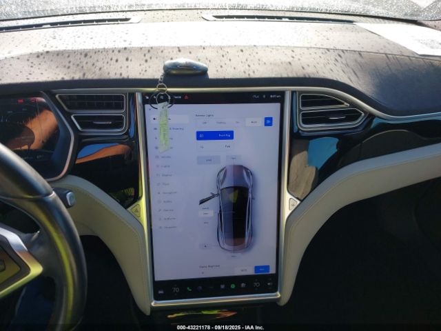 2016 TESLA MODEL S 5YJSA1E18GF123909 Photo 10