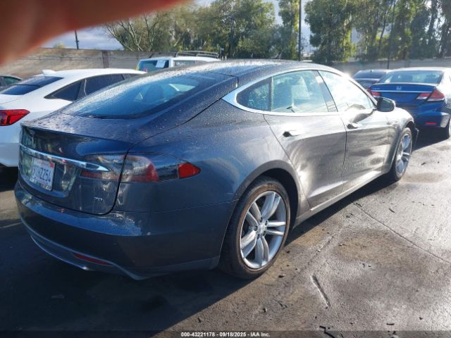2016 TESLA MODEL S 5YJSA1E18GF123909 Photo 3