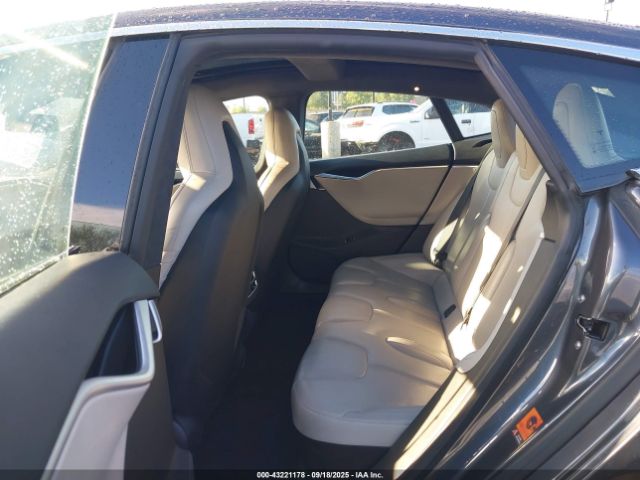 2016 TESLA MODEL S 5YJSA1E18GF123909 Photo 7