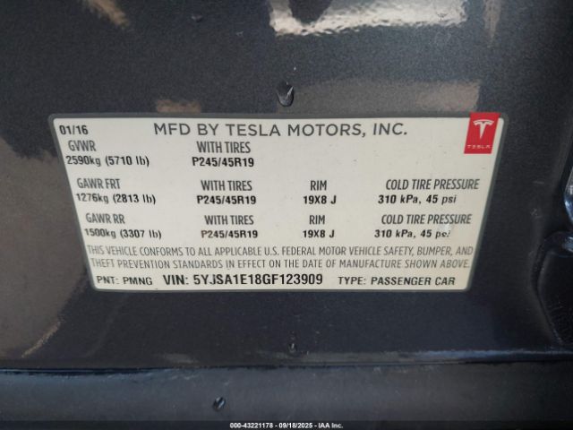 2016 TESLA MODEL S 5YJSA1E18GF123909 Photo 8