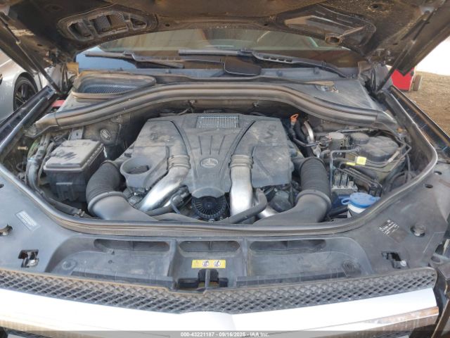 2015 MERCEDES-BENZ GL 550 4JGDF7DE3FA449878 Photo 9