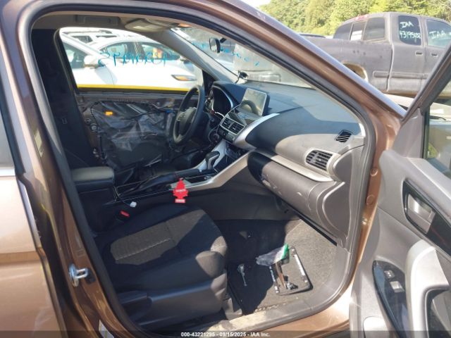 2019 MITSUBISHI ECLIPSE CROSS JA4AT4AA0KZ051680 Photo 4