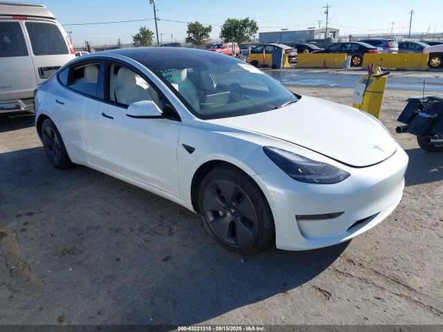 2022 TESLA MODEL 3 5YJ3E1EB9NF131743 Photo 0