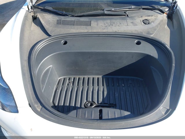 2022 TESLA MODEL 3 5YJ3E1EB9NF131743 Photo 9