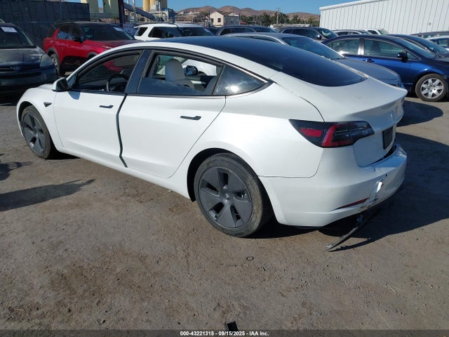 2022 TESLA MODEL 3 5YJ3E1EB9NF131743 Photo 2