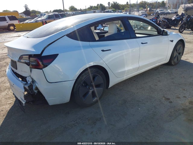 2022 TESLA MODEL 3 5YJ3E1EB9NF131743 Photo 3