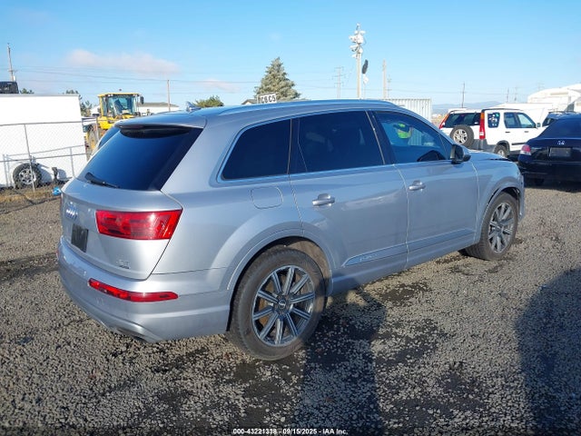 2017 AUDI Q7 WA1LAAF75HD016455 Photo 3