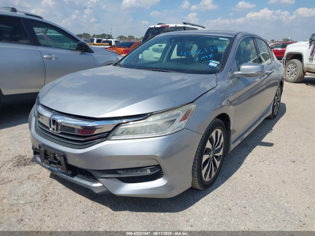 Honda lfa1 2017 JHMCR6F70HC025466 Image 2
