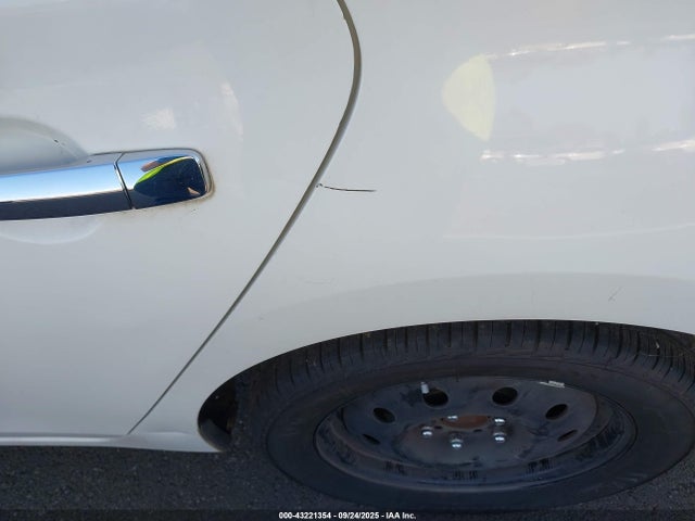 3N1AB7AP5FY273035 Nissan 2015