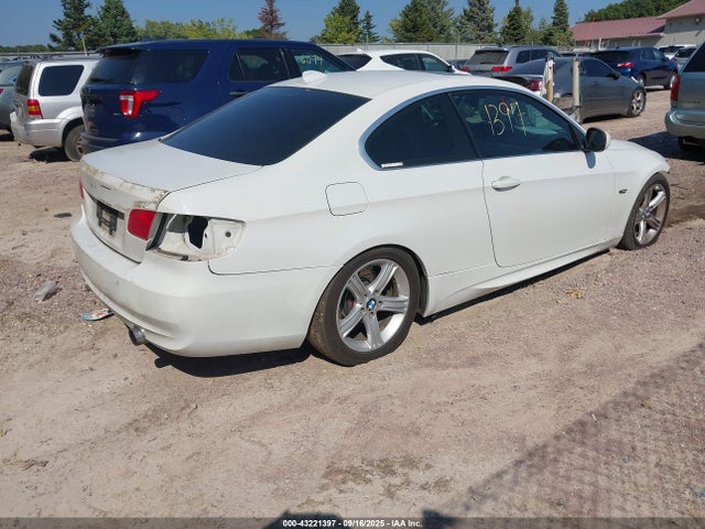 2013 BMW 335I WBAKF9C51DE859977 Photo 3