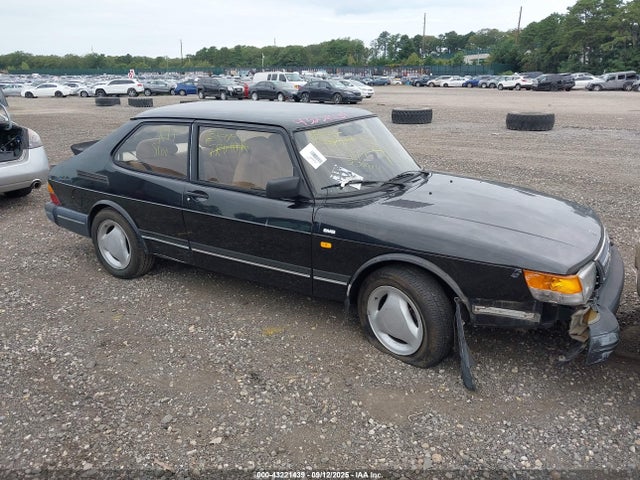 1991 SAAB 900 YS3AK35E4M7000528 Photo 0