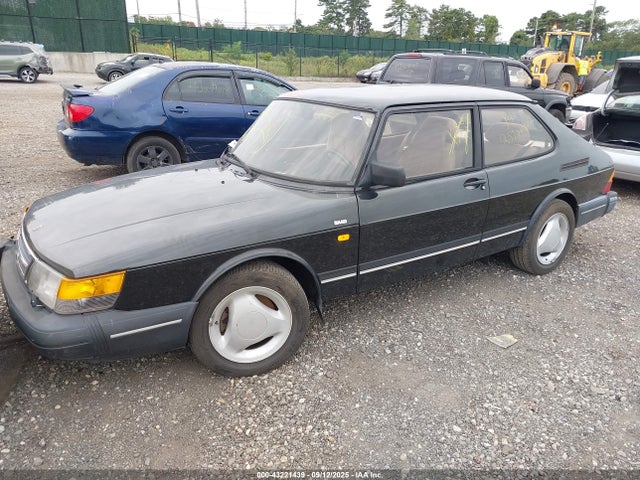 1991 SAAB 900 YS3AK35E4M7000528 Photo 1