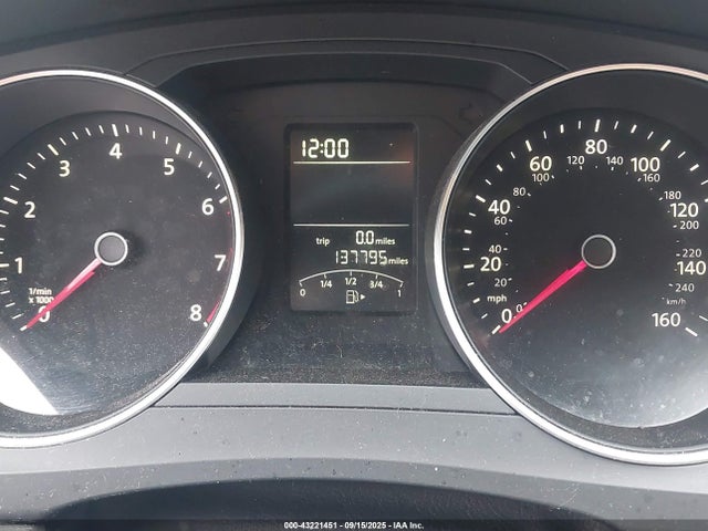 3VW2K7AJ3FM212235 Volkswagen Jetta
