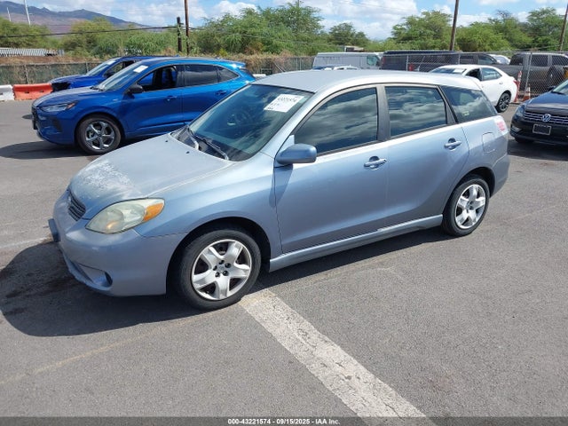 43221574 :رقم المزاد ، 2T1KR32E66C589949 vin ، 2006 Toyota Matrix Xr مزاد بيع