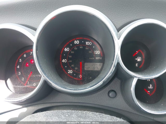 43221574 :رقم المزاد ، 2T1KR32E66C589949 vin ، 2006 Toyota Matrix Xr مزاد بيع