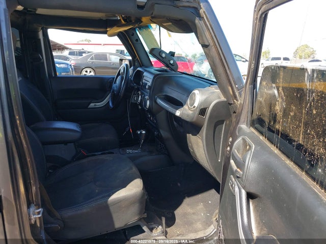 1C4HJWEG3JL919497 Jeep 2018