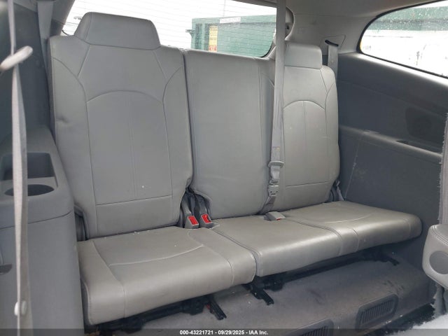 1GNKVHKD9FJ334143 Chevrolet llt