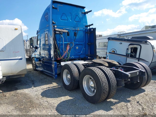 3AKJGLD54GSGU9591 Freightliner detroit diesel dd15 ev