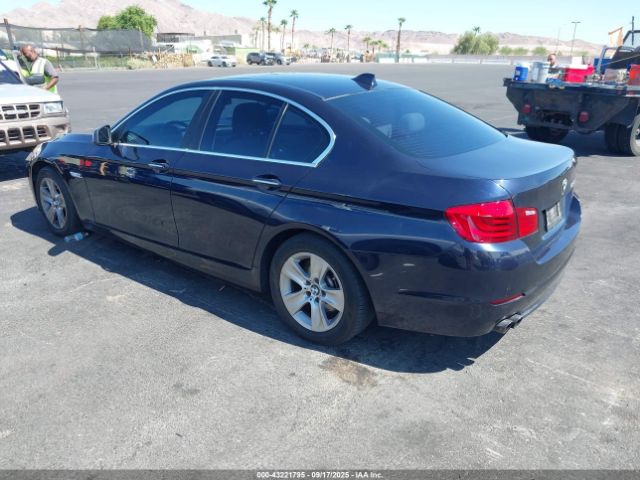 2012 BMW 528I WBAXG5C5XCDX01637 Photo 2