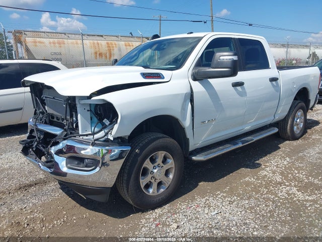 RAM 2500 2024 3C6UR5DJ2RG385553 Image 2