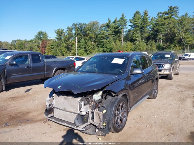 BMW X1 2016 WBXHT3C38GP884906 Image 2