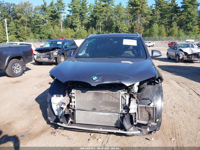 BMW X1 2016 WBXHT3C38GP884906 Image 6
