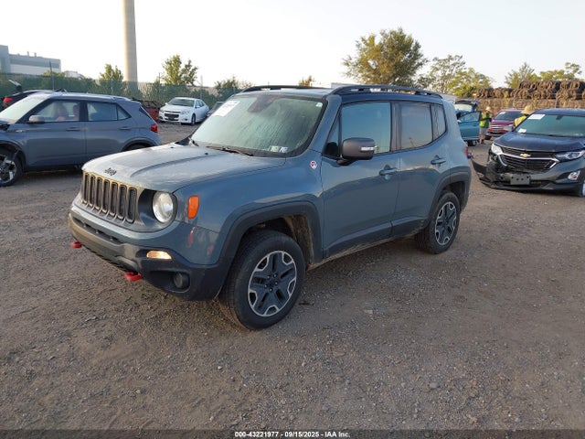 Jeep Renegade 2016 ZACCJBCT9GPE35437 Image 2