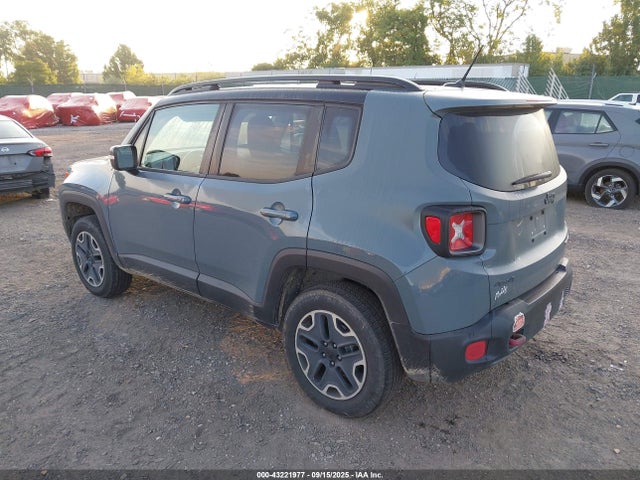 Jeep Renegade 2016 ZACCJBCT9GPE35437 Image 3