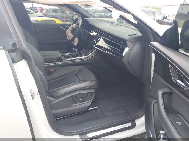 2019 AUDI Q8 WA1CVAF14KD009293 Photo 4