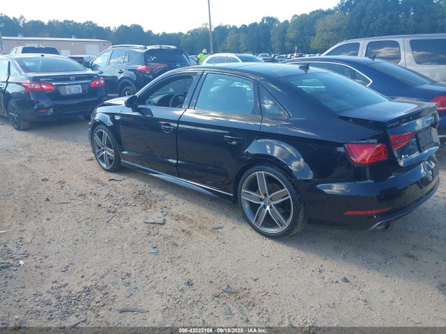 2016 AUDI A3 WAUB8GFF7G1095647 Photo 2