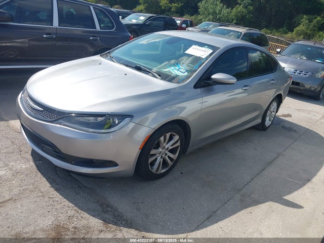 1C3CCCBB7FN556598 Chrysler 2015